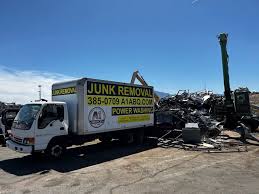Best Construction Debris Removal  in Flatonia, TX